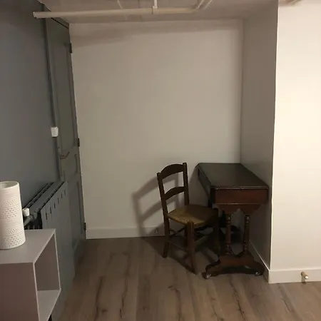 Le Relais De Pierre Frühstückspension *