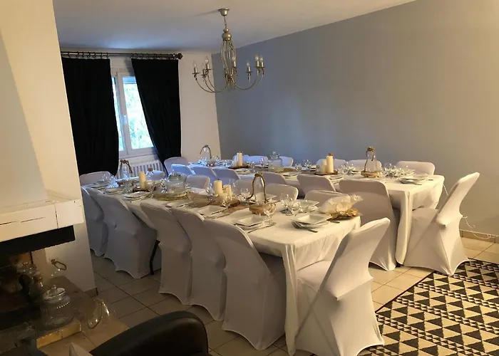 Le Relais De Pierre Arpajon